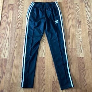 Like new Adidas Women’s skinny track pants